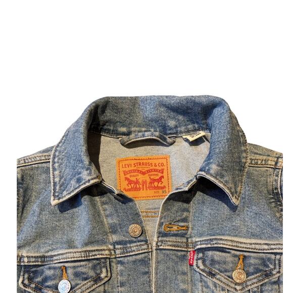 Classic Levi's Jean, Denim, Trucker Jacket, Blue, Size XS, EUC - Picture 3 of 3